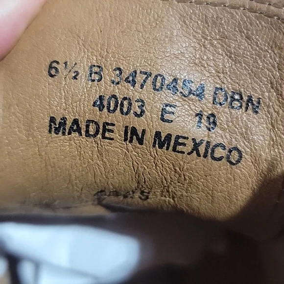 Vintage Frye Carson Dark Brown Leather Lace Up Booties - Picture 11 of 16